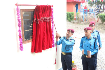 प्रहरीसँग जनताले विश्वास गर्न सक्नुपर्छ : महानिरीक्षक कुँवर 
